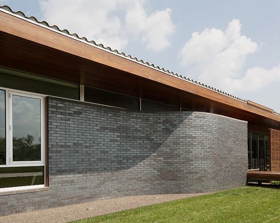 Curved home 7