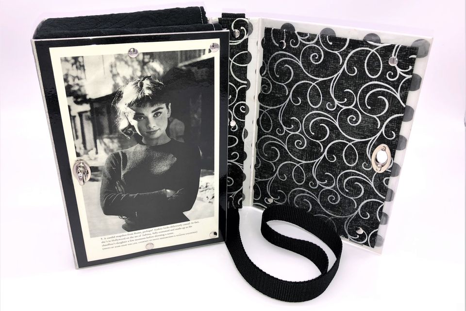 Bookbag audrey hepburn    inside