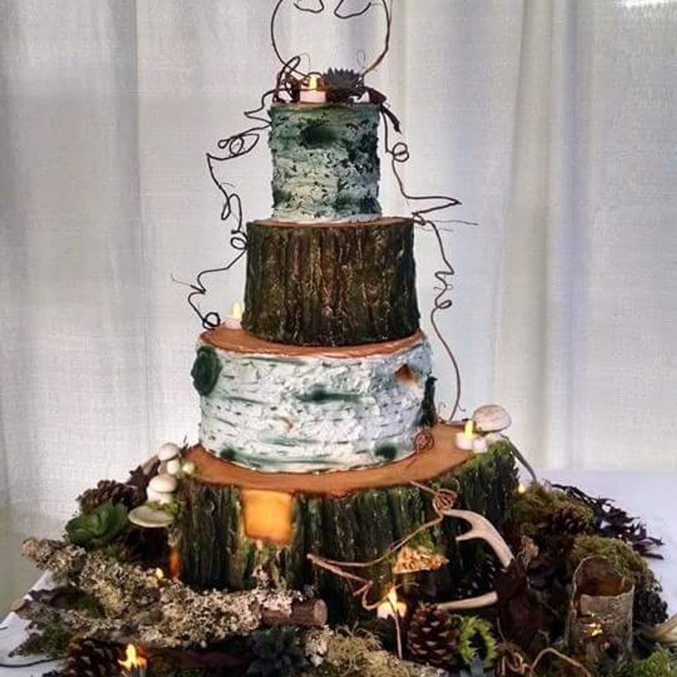 Wed cake 25320180617 18038 ylbruh