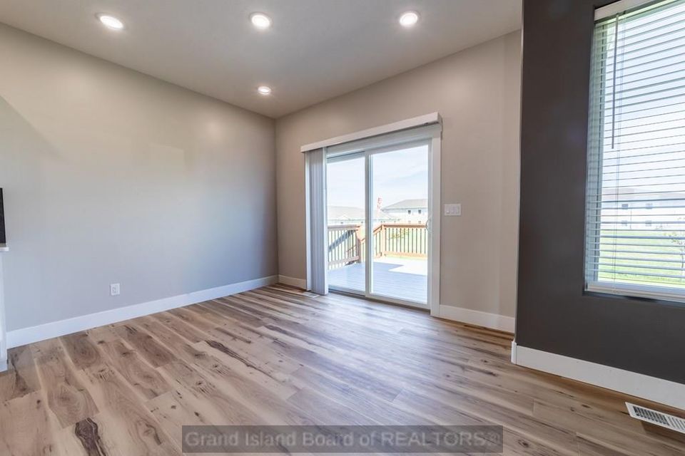 3760 lilac ln grand island  ne 68803 b 4