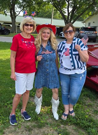 Mahoning Valley Republican Women's Club July 4th, 2025 Canfield Parade