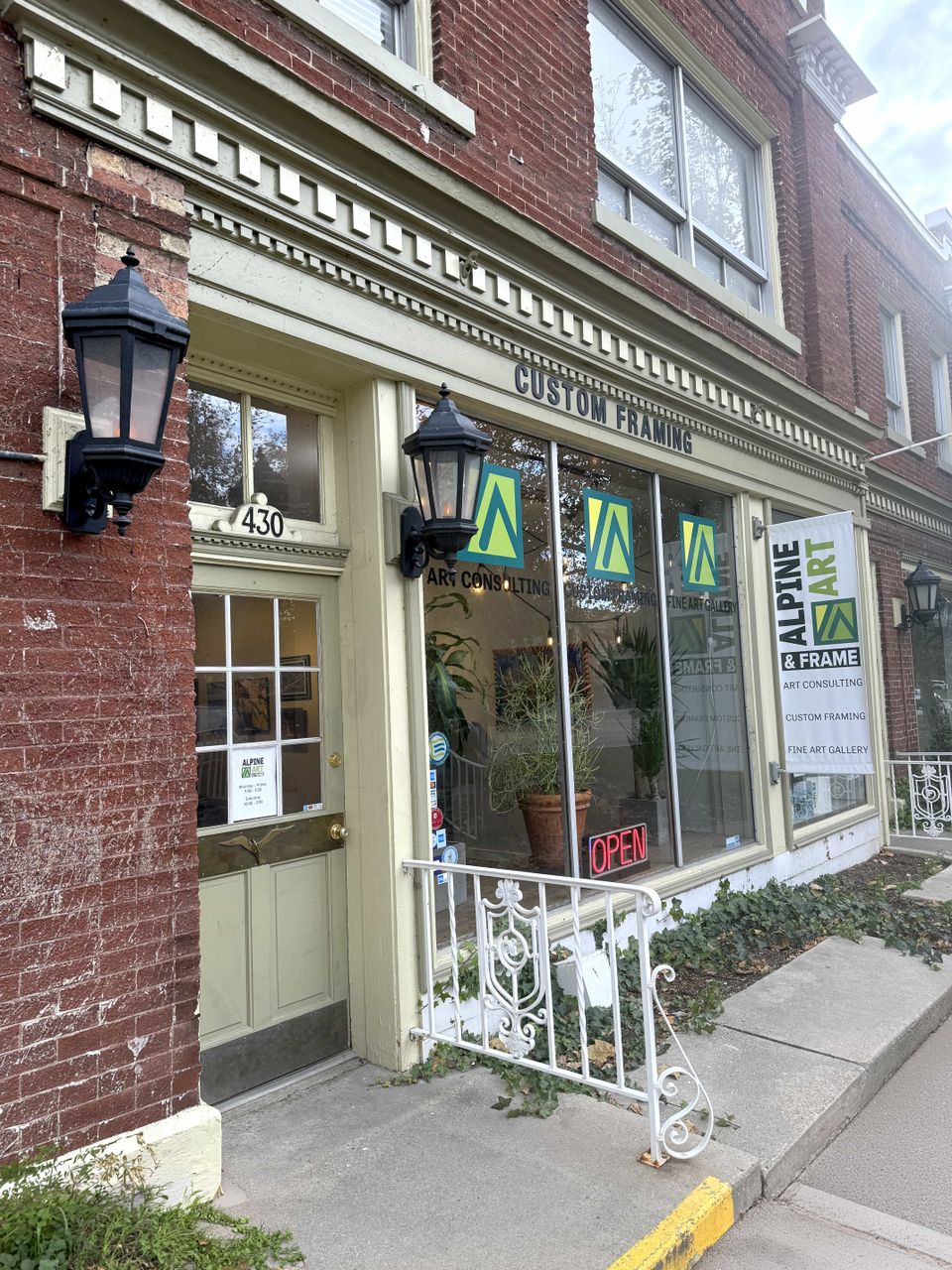 Tinywow storefront edited 88379713