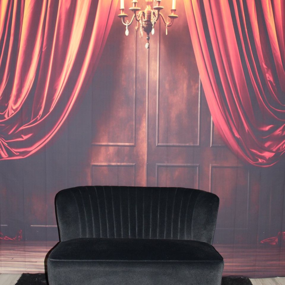 Chandelier backdrop   palace of riverbend wedding venue
