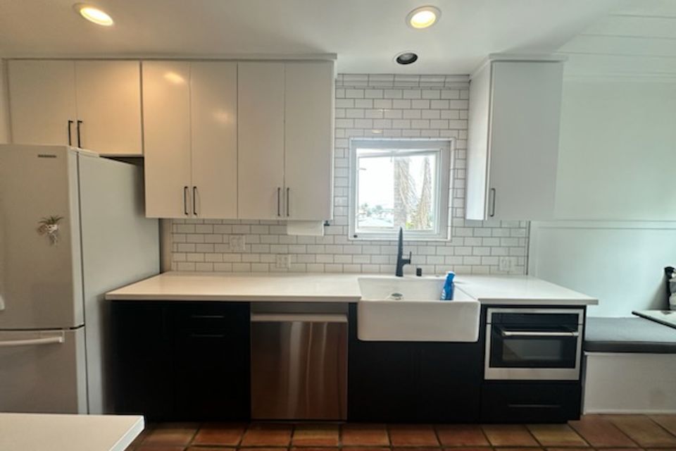 Before kitchen cabinets refinish refacing remodel