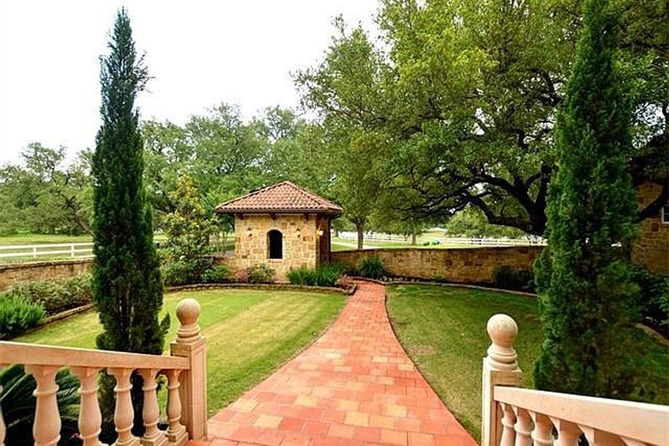 69093e90ec4bbc038d6c5b192a5646f2 uncropped scaled within 1536 1152