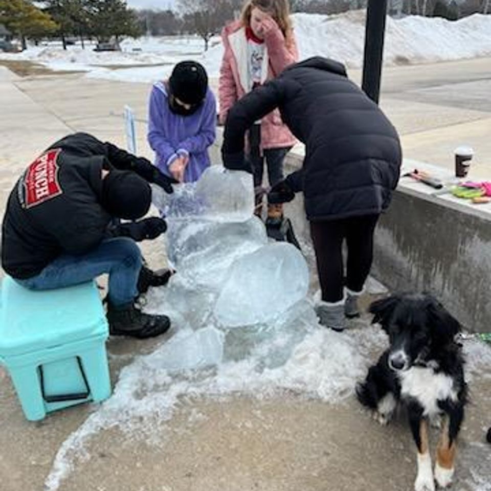 Ice carving 2024 41