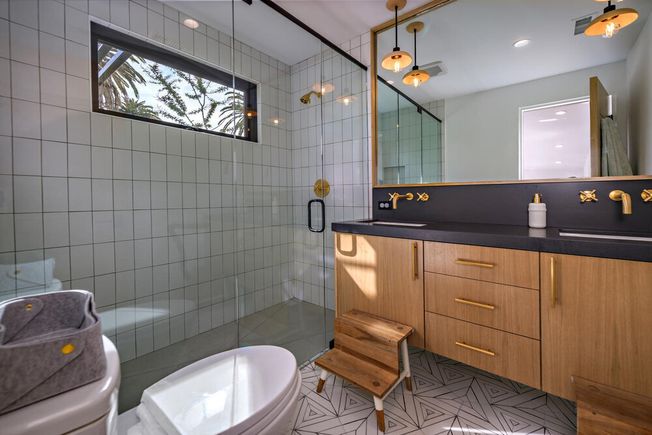 2044 coast blvd del mar ca large 020 51 1020 1500x1000 72dpi
