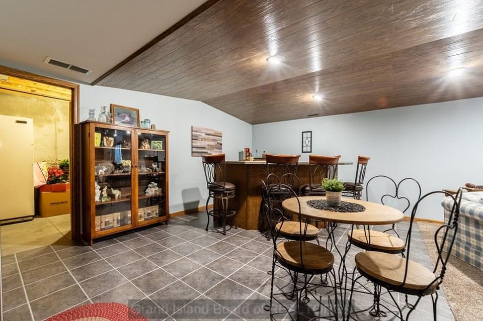 817 esther st fullerton ne c 7