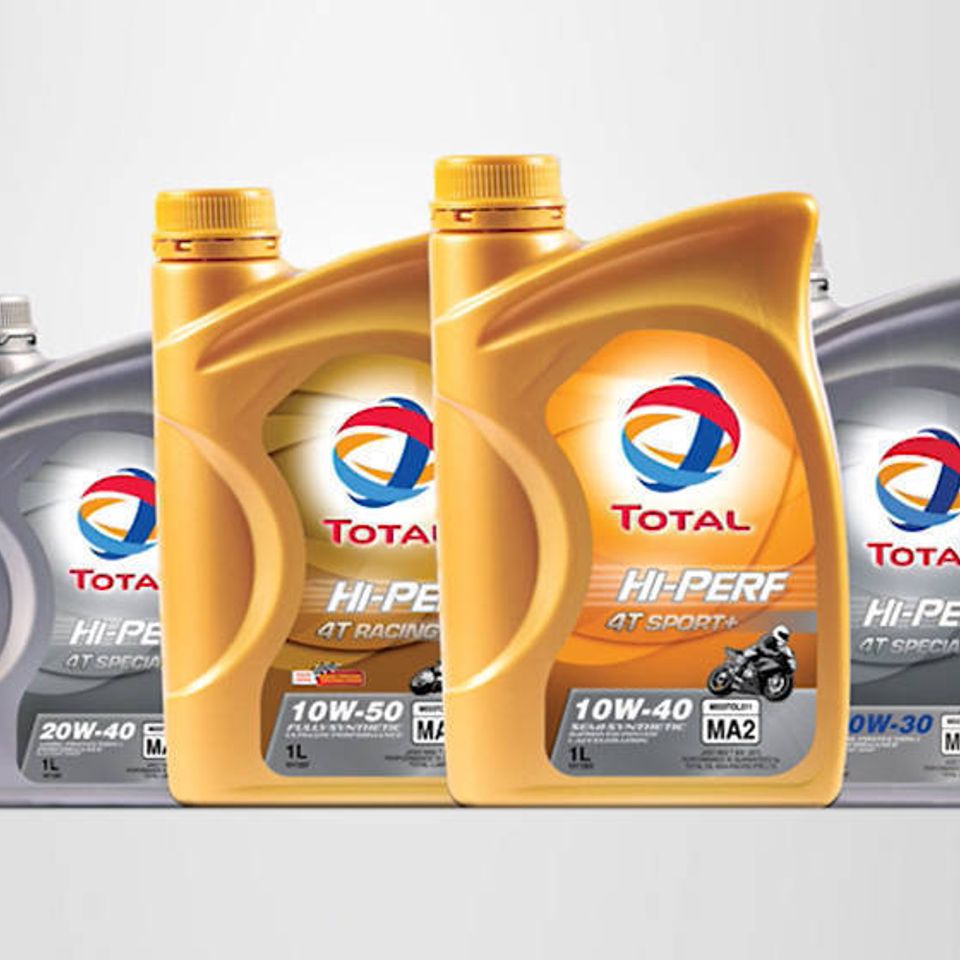 Total hi perf engine oil range