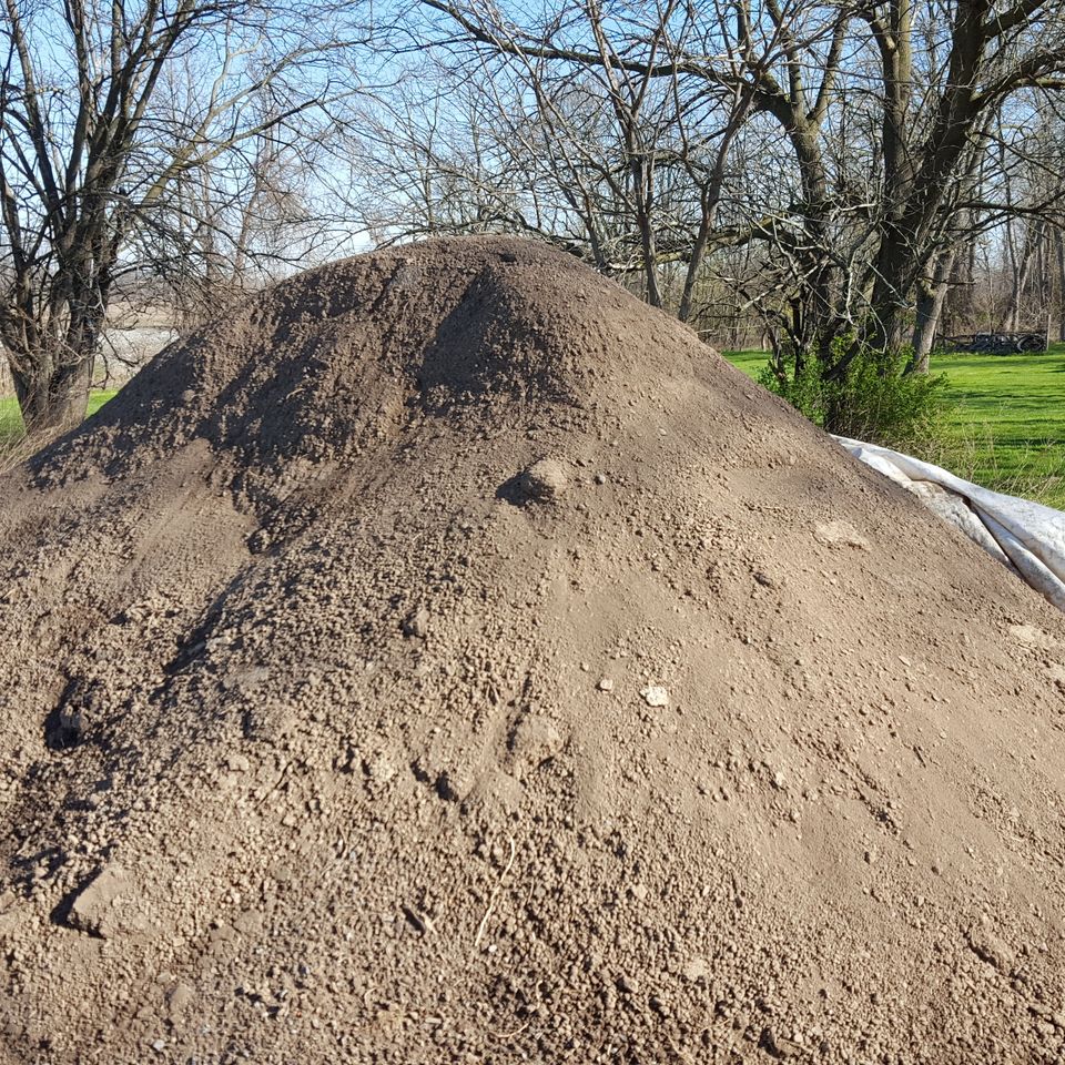 Screened topsoil20180411 13458 1j1kp89