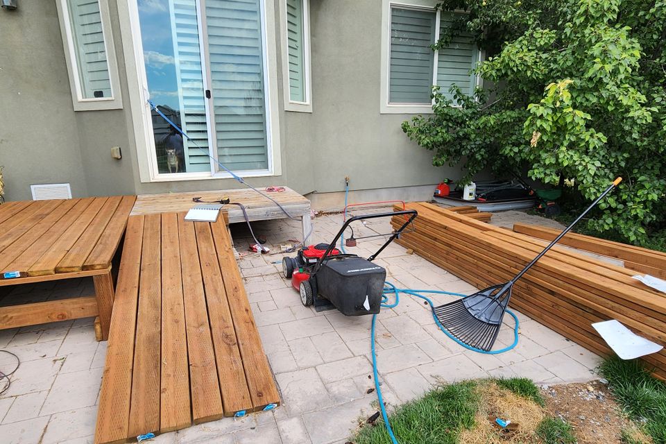 Before photo - Unsatisfactory deck by a different contractor.