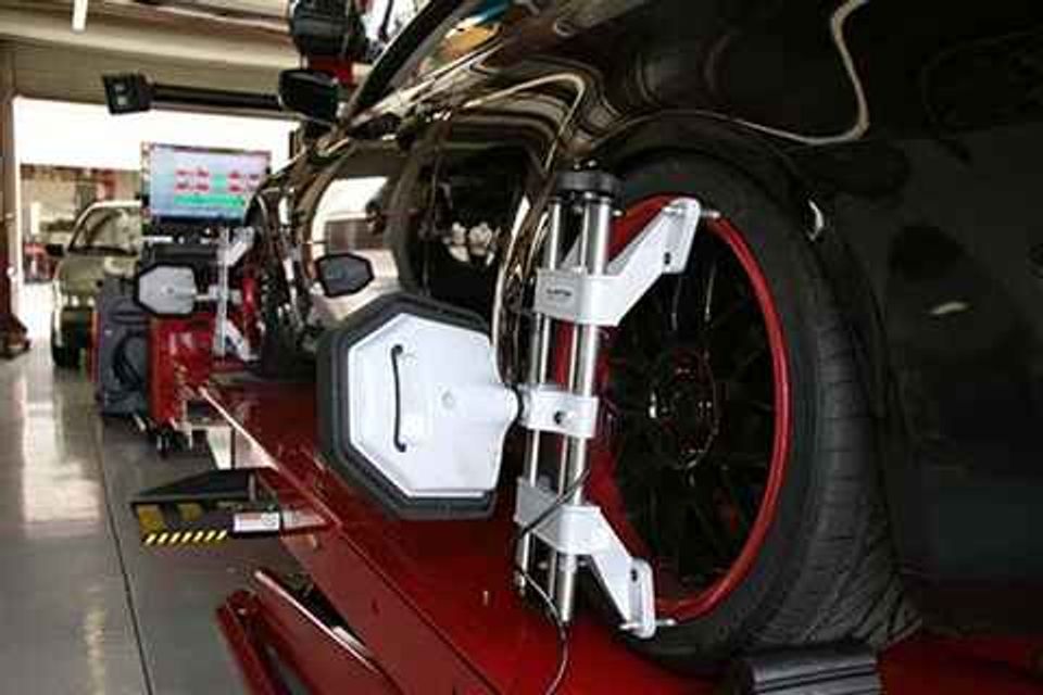 Wheel alignment