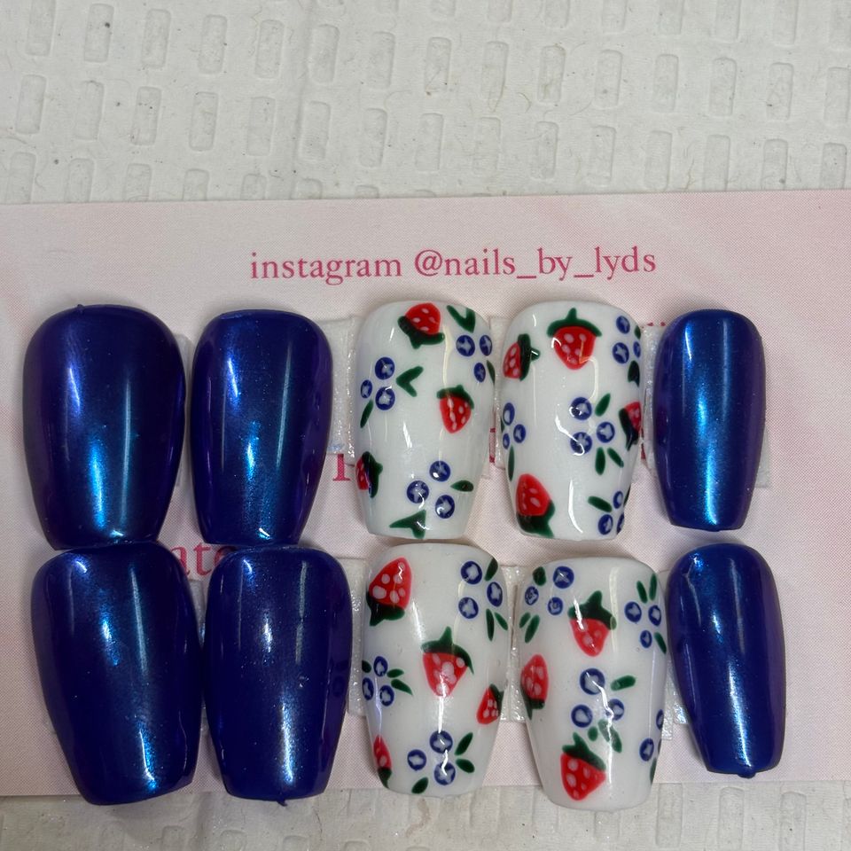 Manicure swatches designs