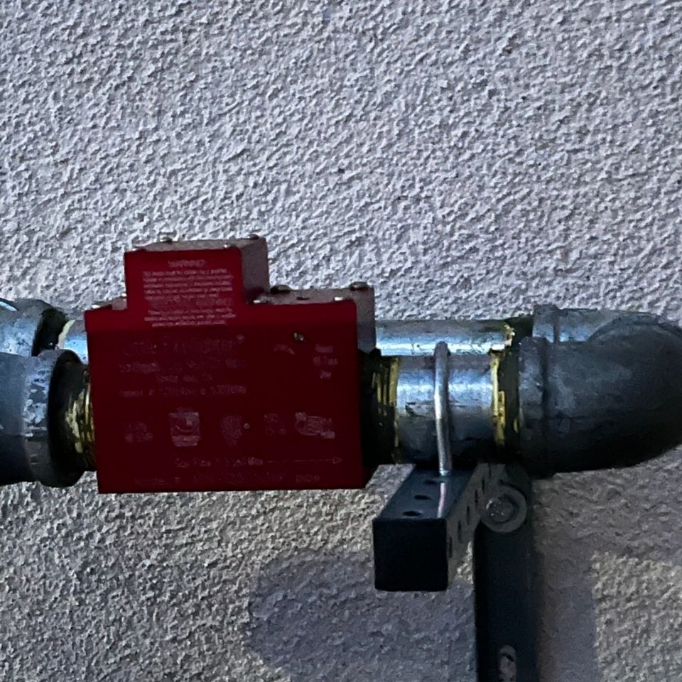 Earthquake shutoff value installation by Bernal's Plumbing
