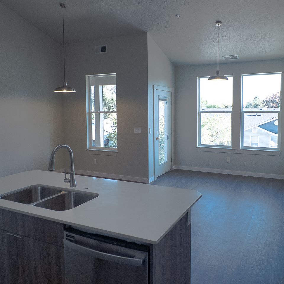 Corner   living nampa id apartment