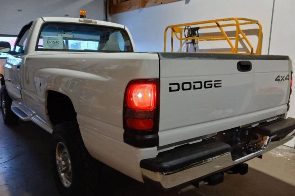1999 dodge ram 2500 4x4 2dr regular cab
