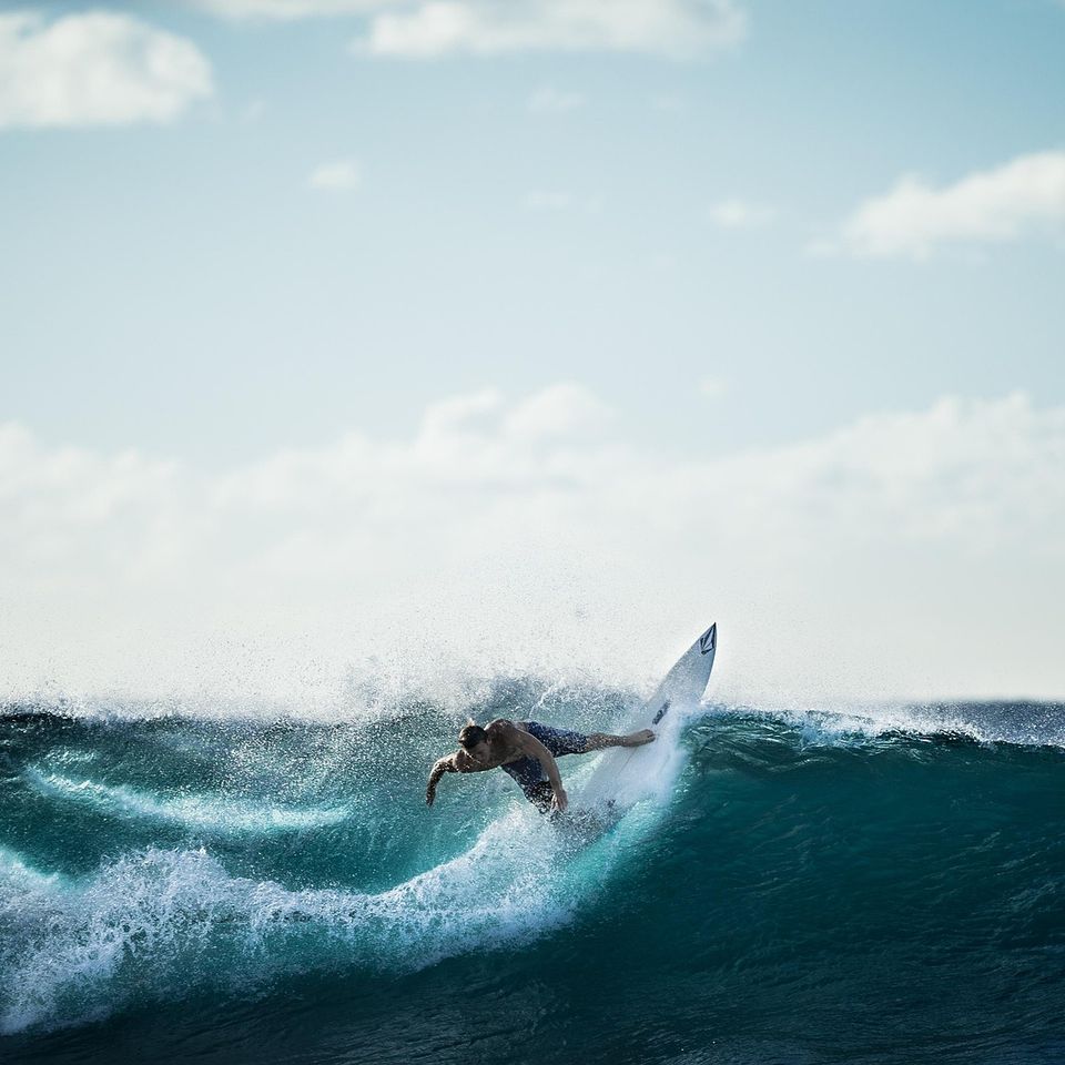 Stocksnap surfing g548670998 1920