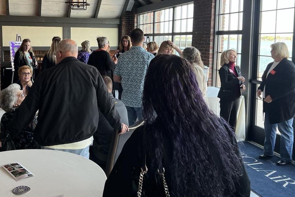 Chamber mixer 11