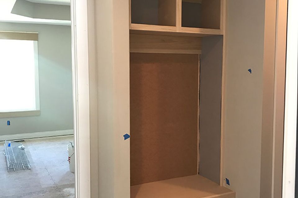 Closets and woodworking limitless construction 108