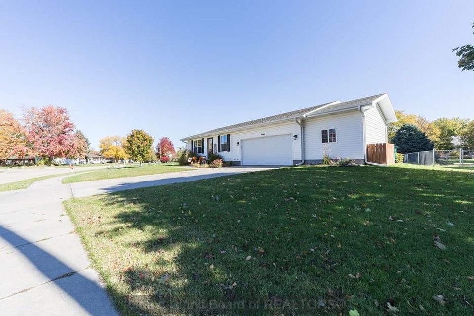 4063 palace dr grand island  ne 68803 e 3