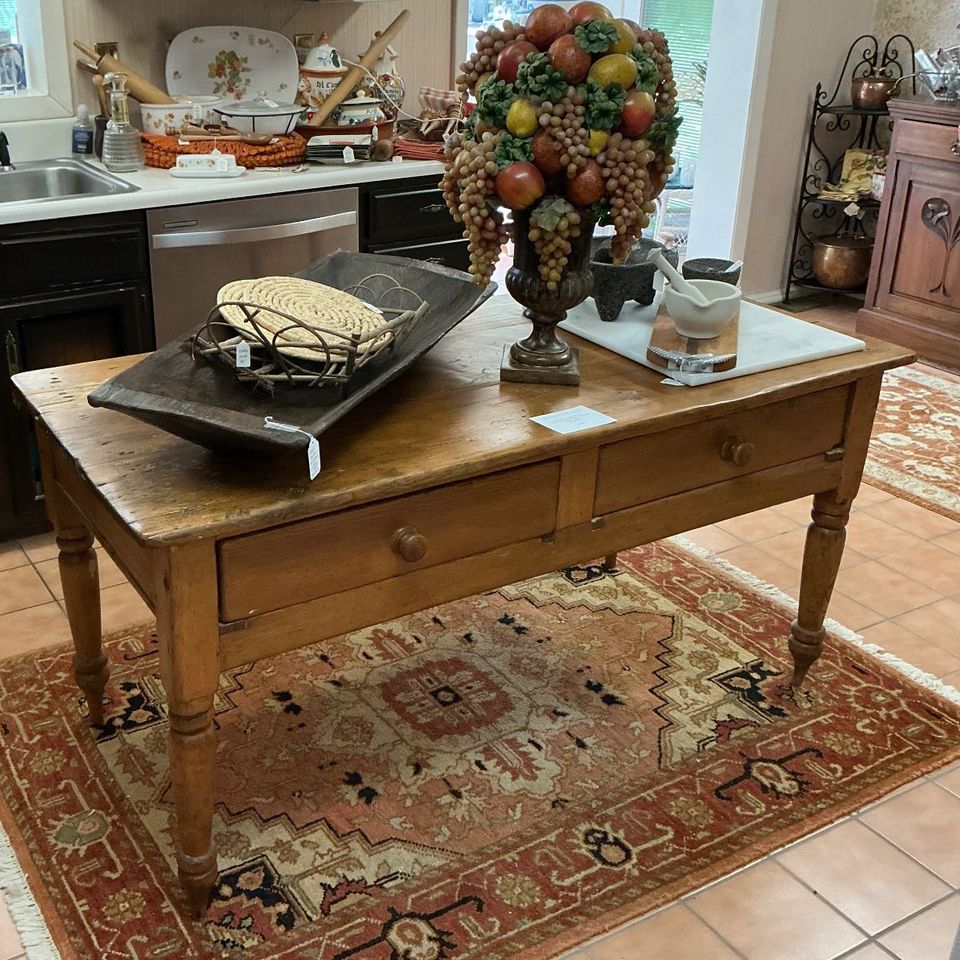 Larrison estate sales woodfield cincinnati094