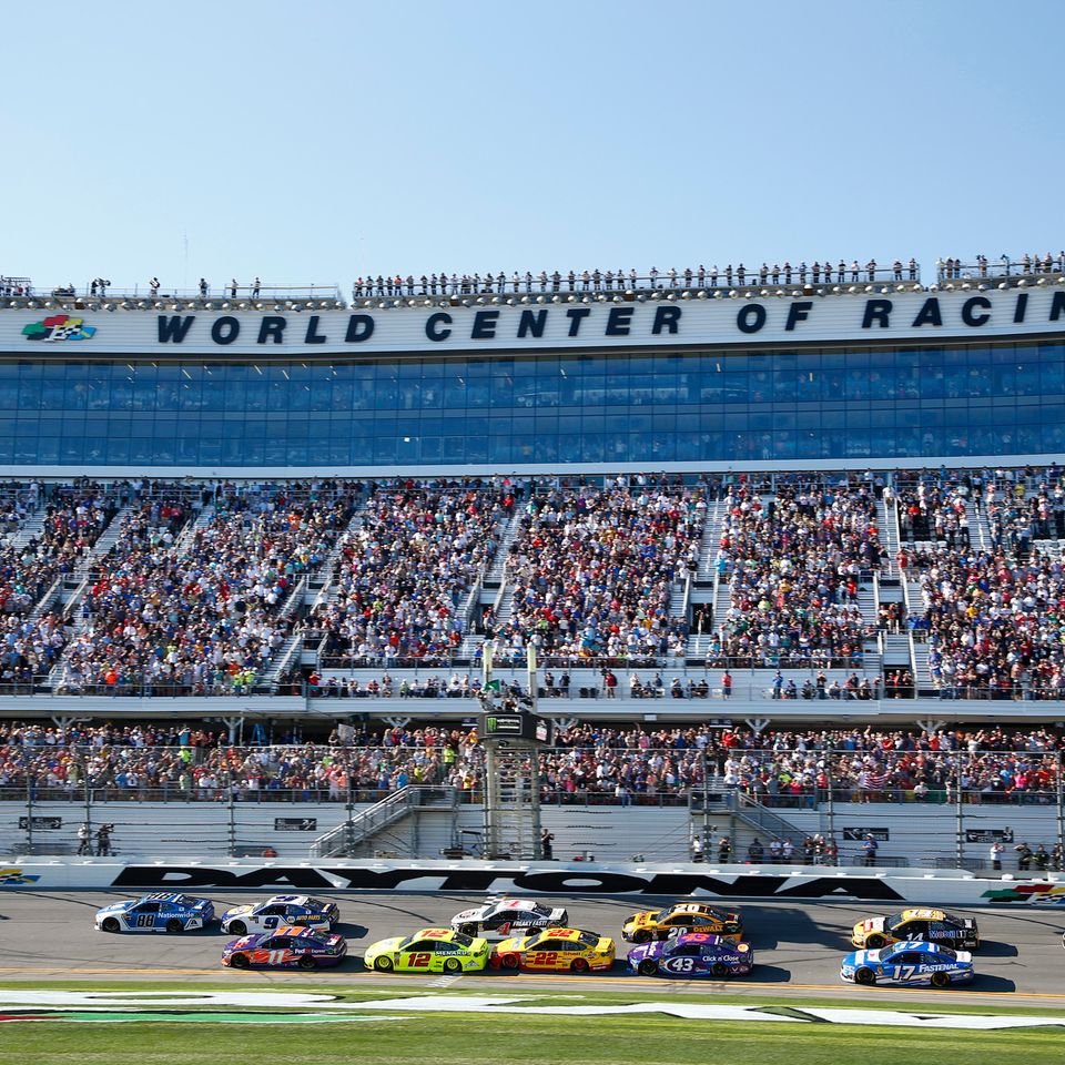 Depositphotos 184716406 l 2015 daytona web designs   daytona international speedway