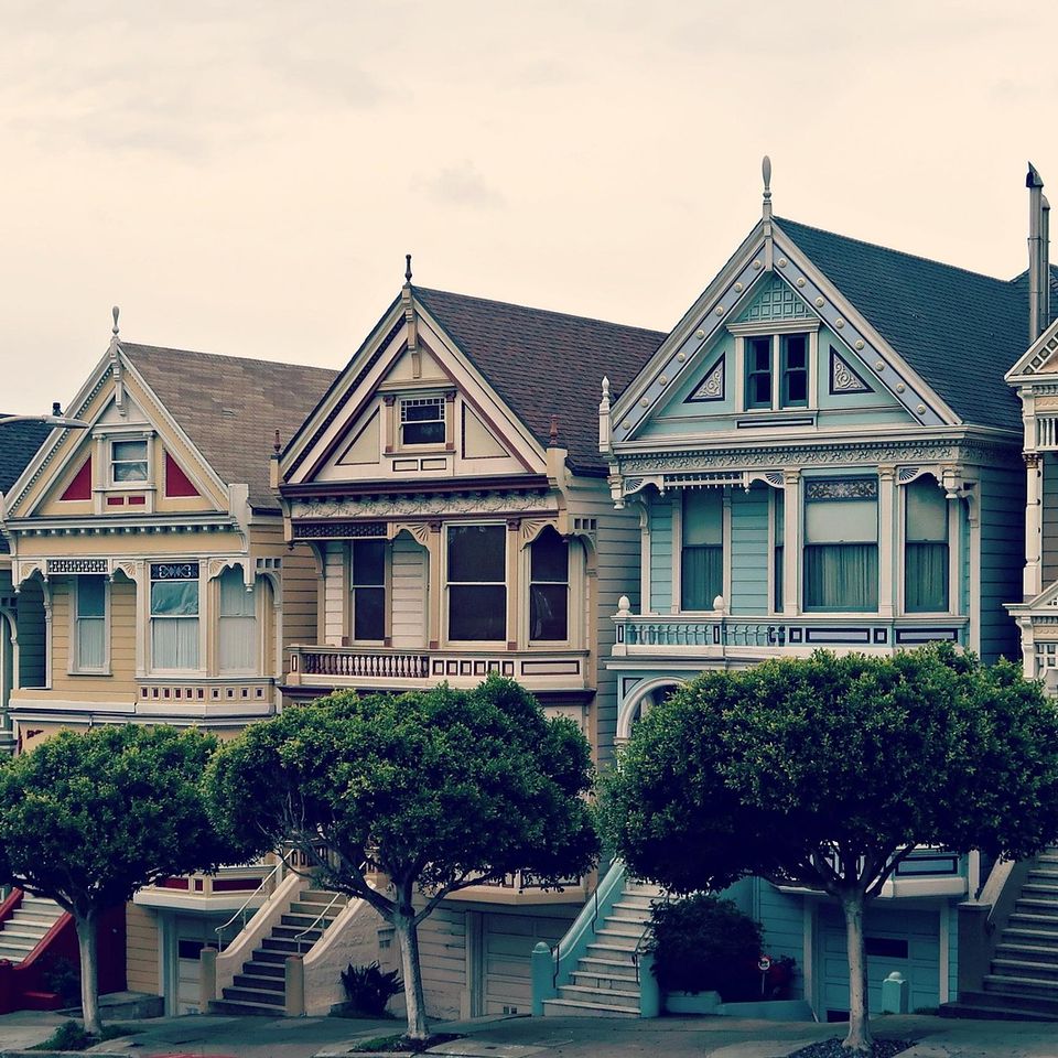 The iconic Painted Ladies Victorian houses in San Francisco—Historic home stone restoration and custom tile installation by LuXe Design Tile and Granite inc. for the Bay Area.