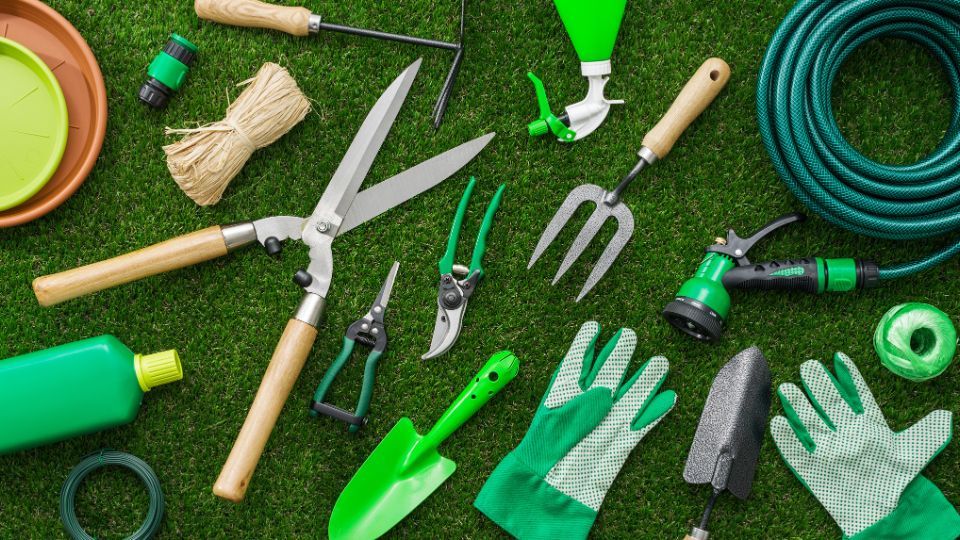 Instatoolgardningtools (960 x 540 px)
